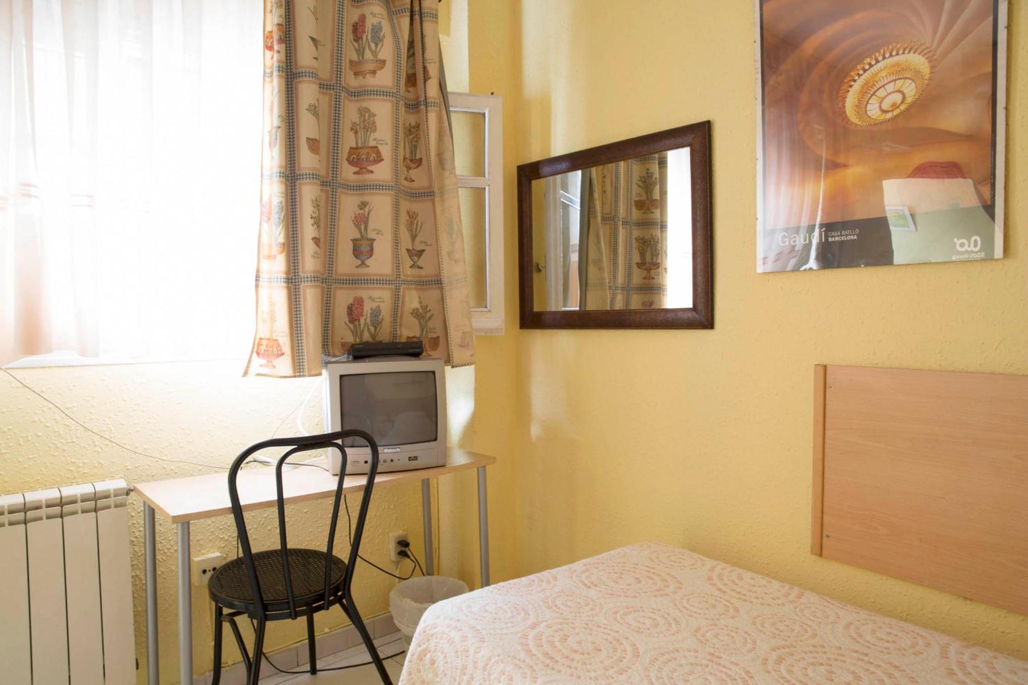 بيت شباب Residencia Alclausell تاراغونا الغرفة الصورة