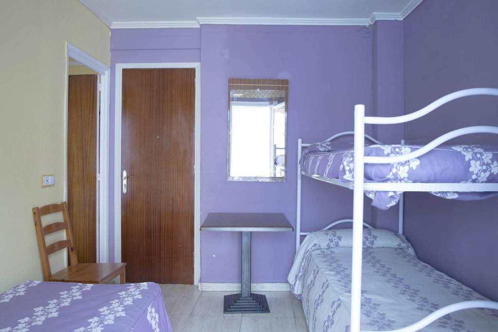 بيت شباب Residencia Alclausell تاراغونا الغرفة الصورة